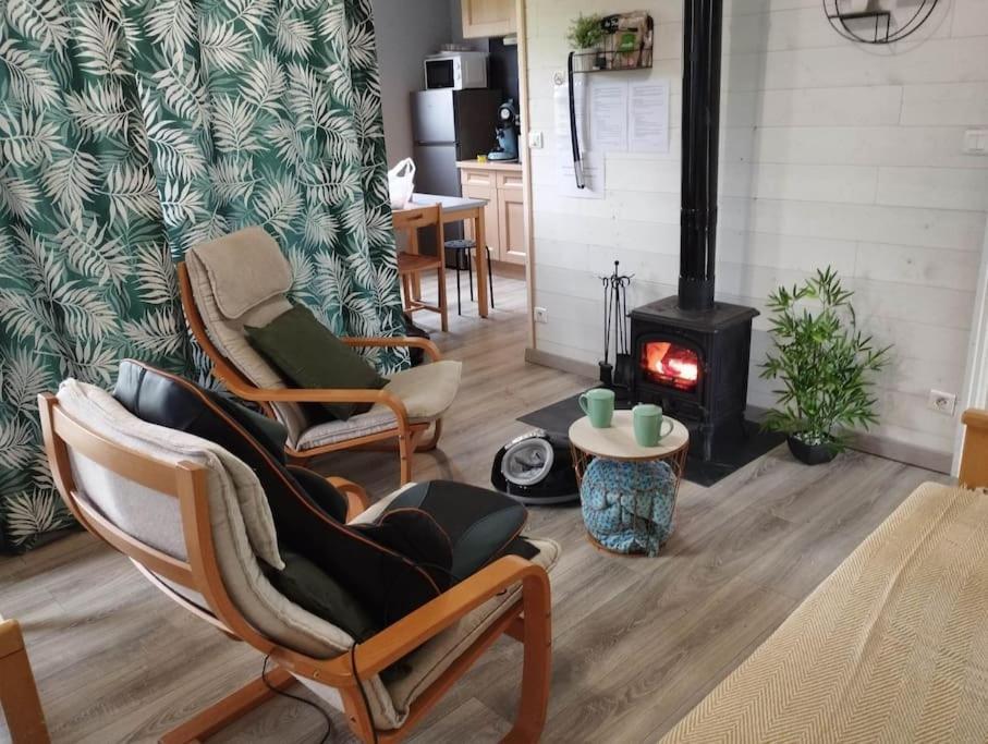 Gite N°4, En Pleine Nature, Frontalier Signy-le-Petit ภายนอก รูปภาพ