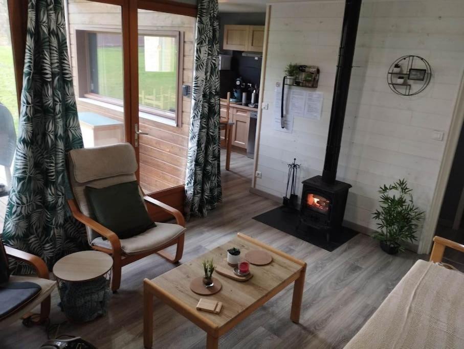 Gite N°4, En Pleine Nature, Frontalier Signy-le-Petit ภายนอก รูปภาพ