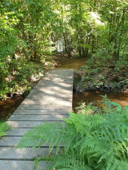 Gite N°4, En Pleine Nature, Frontalier Signy-le-Petit ภายนอก รูปภาพ
